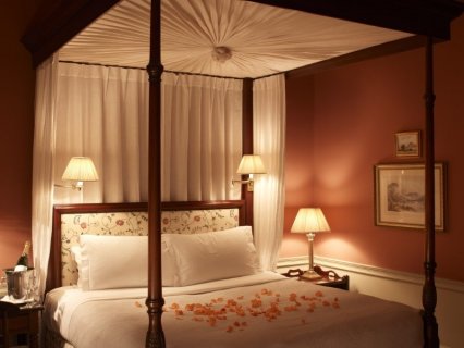 Cheap Romantic Hotel London: