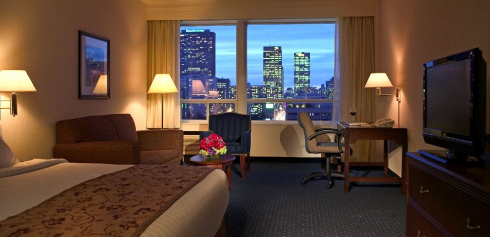 Jacuzzi Hotel in Toronto