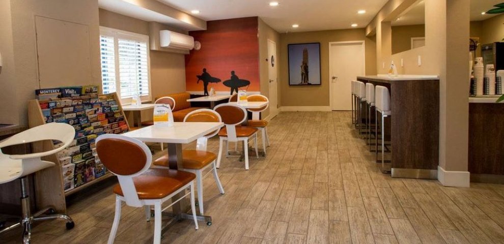 Jacuzzi Hotels in Santa Cruz CA