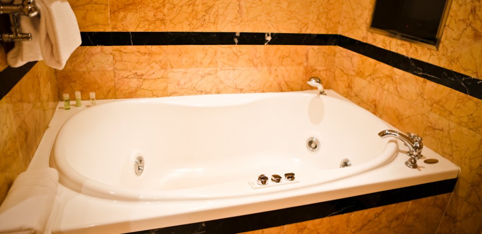 Jacuzzi Tankless water heater for Sale