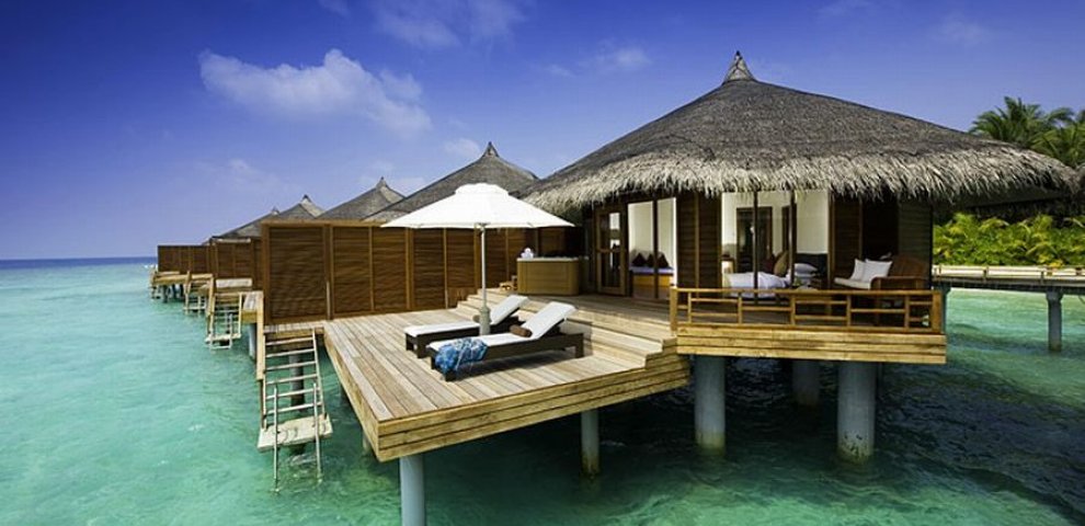 Kuramathi Jacuzzi Water Villa reviews