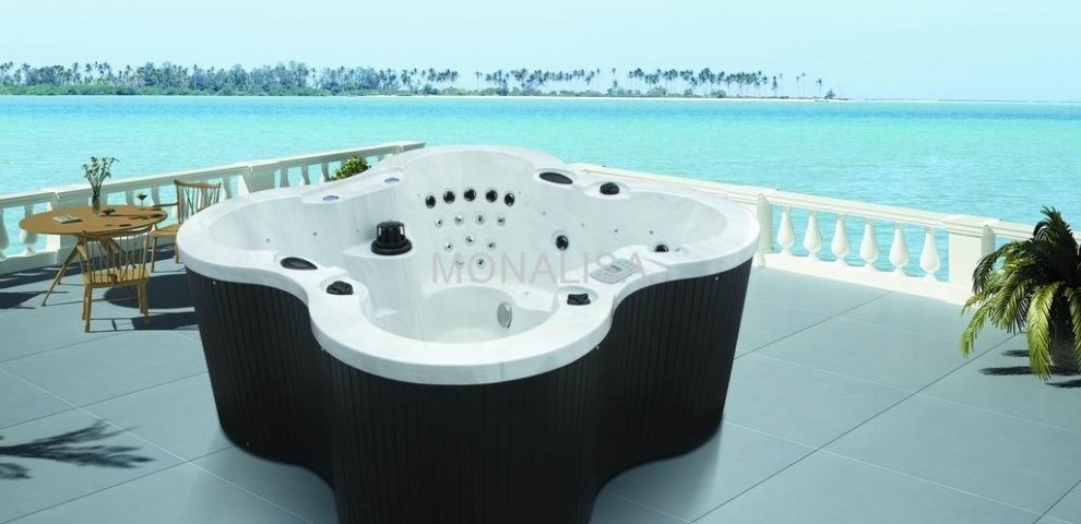 Outdoor Jacuzzi Tubs for Sale