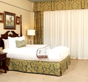 Jacuzzi room Louisville KY