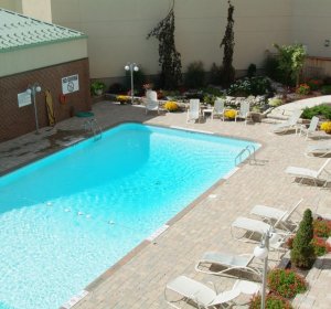 Jacuzzi Suites Niagara Falls on