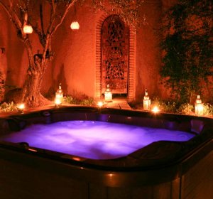 Romantic Jacuzzi Suites in Miami